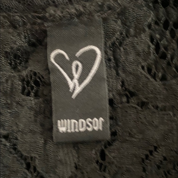 Elegant Black Lace Long Sleeve Dress - Picture 7 of 7